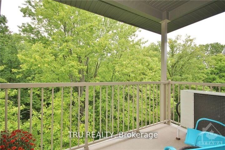 Property Photo:  1020 Beryl Private C  ON K1V 2M4 