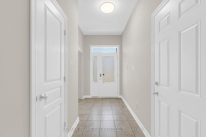 Property Photo: 1149 Beckett Crescent ON K2S 0Z2