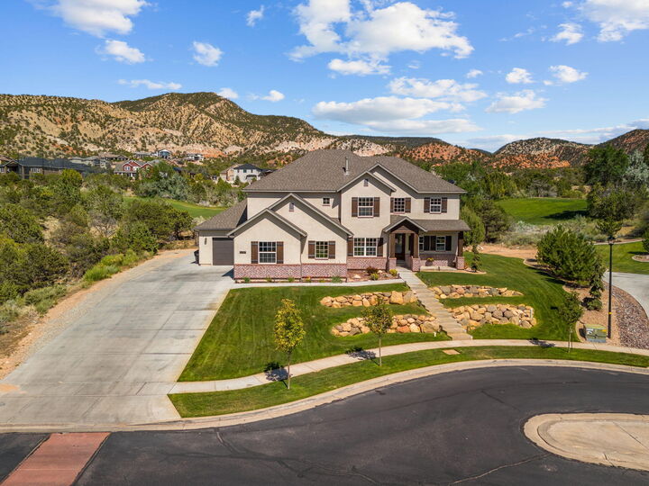 Property Photo:  1254 N Ridgeway Dr  UT 84721 