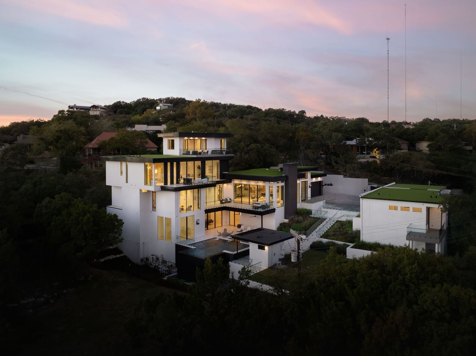 Property Photo:  1003 The High Road  TX 78746 