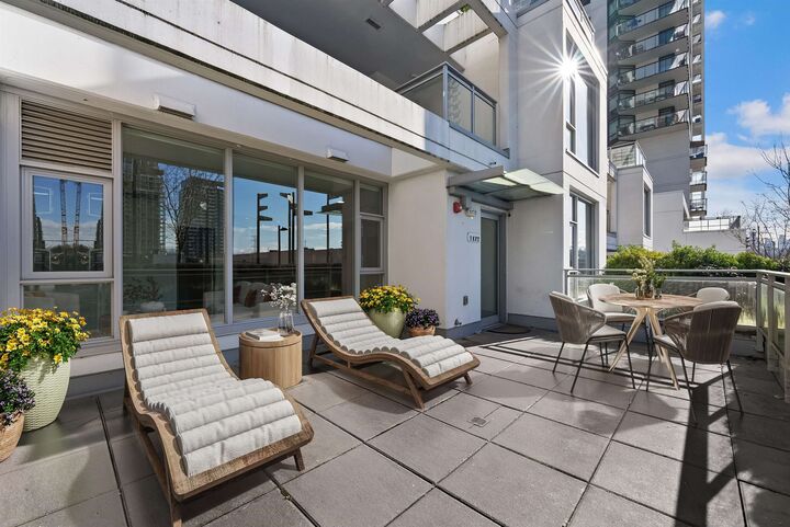 Property Photo: 2288 Alpha Avenue Th02 BC V5C 0L9