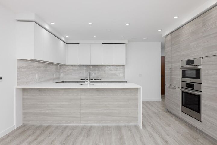 Property Photo:  660 Quayside Drive 703  BC V3M 0P1 