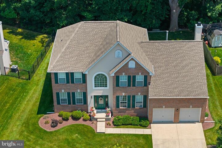 Property Photo:  51 Creekwood Drive  NJ 08505 