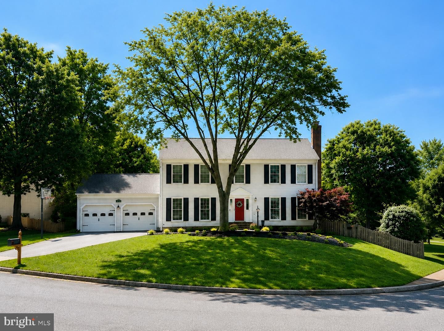 Property Photo:  6207 Maple Run Court  VA 20124 