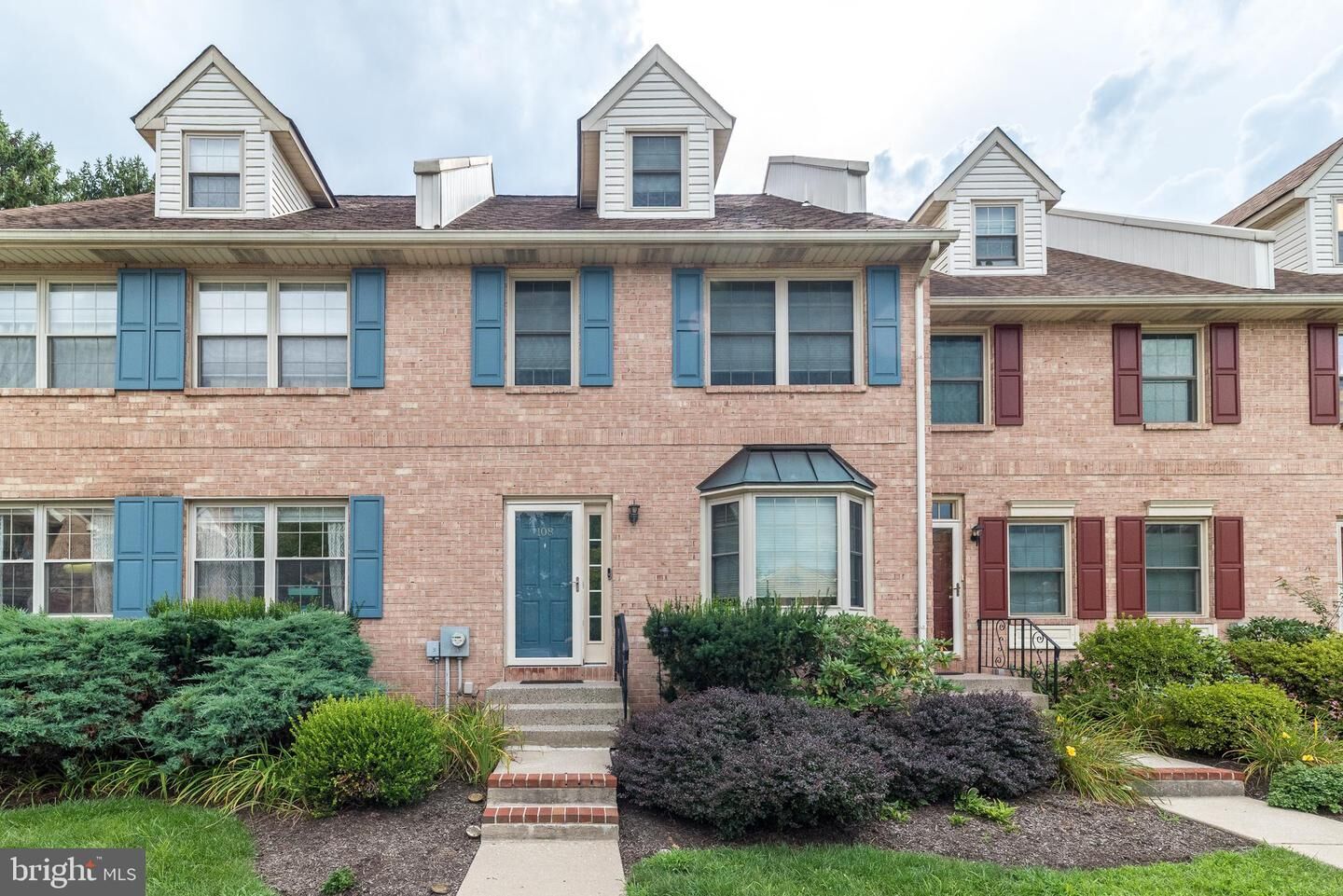 Property Photo:  108 Susan Constant Court 8  PA 19401 