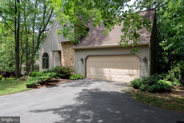 Property Photo: 2861 Spring Valley Road PA 17601