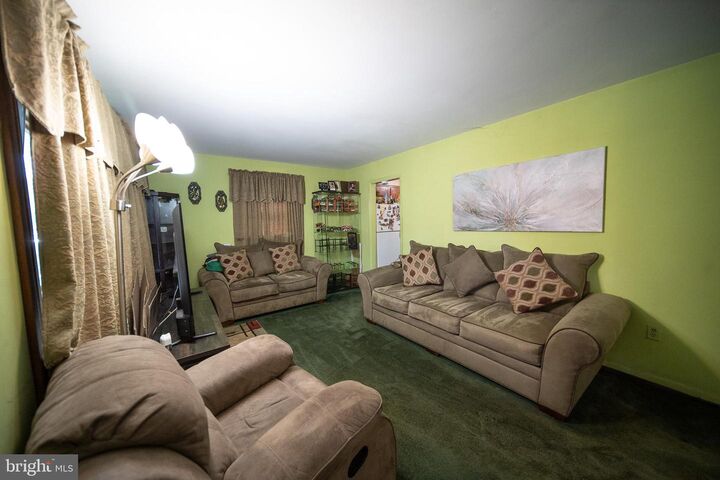 Property Photo: 7126 E Cedar Street MD 20785
