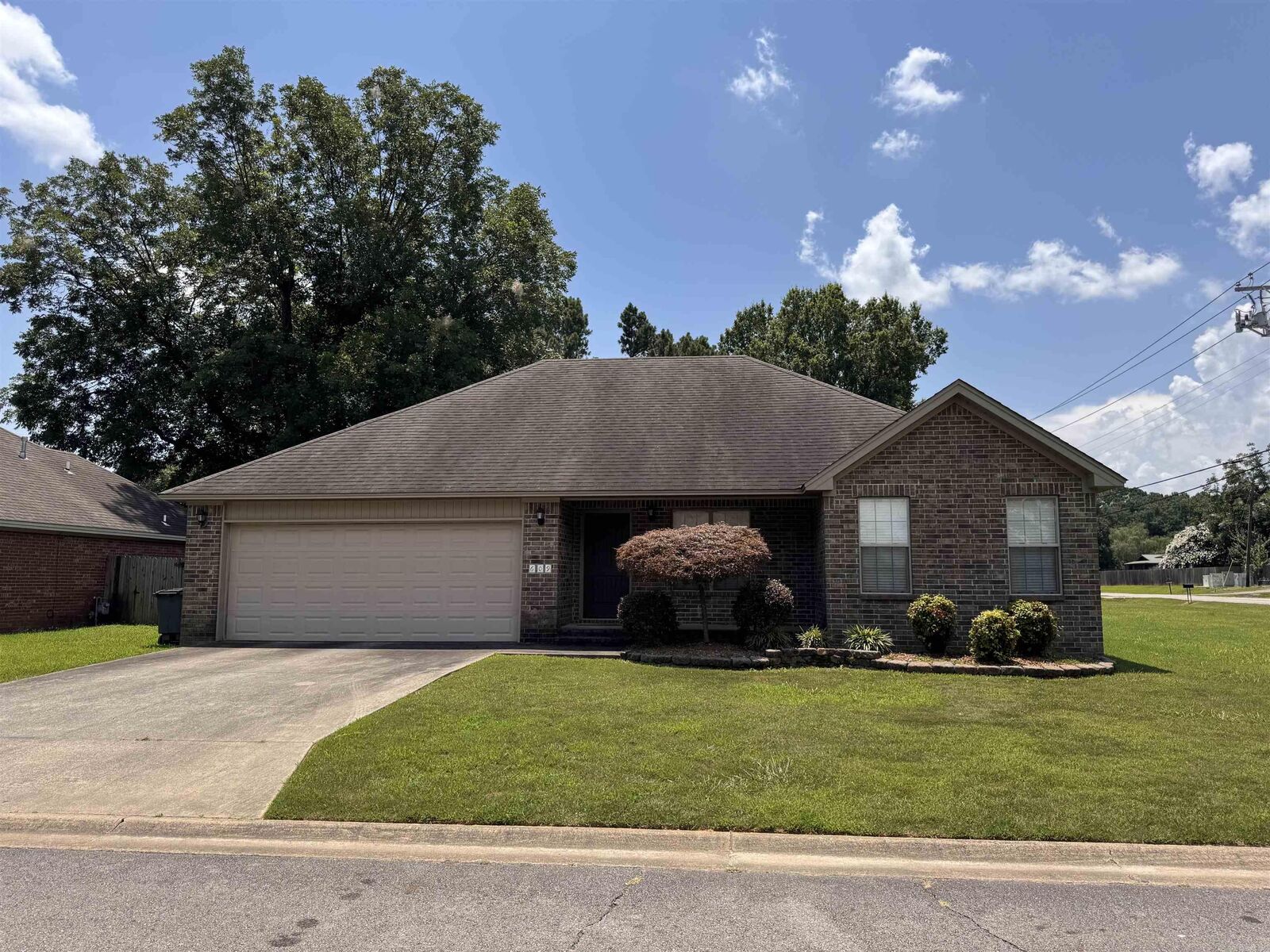 Property Photo:  609 Calvin Court  AR 72143 