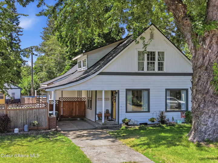 Property Photo:  1007 N B St  ID 83814 