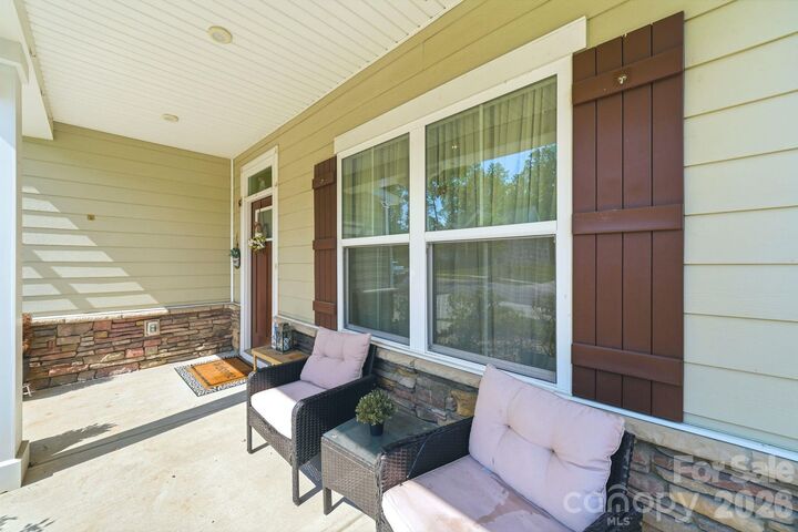 Property Photo:  10129 Harvest Gold Drive  NC 28215 