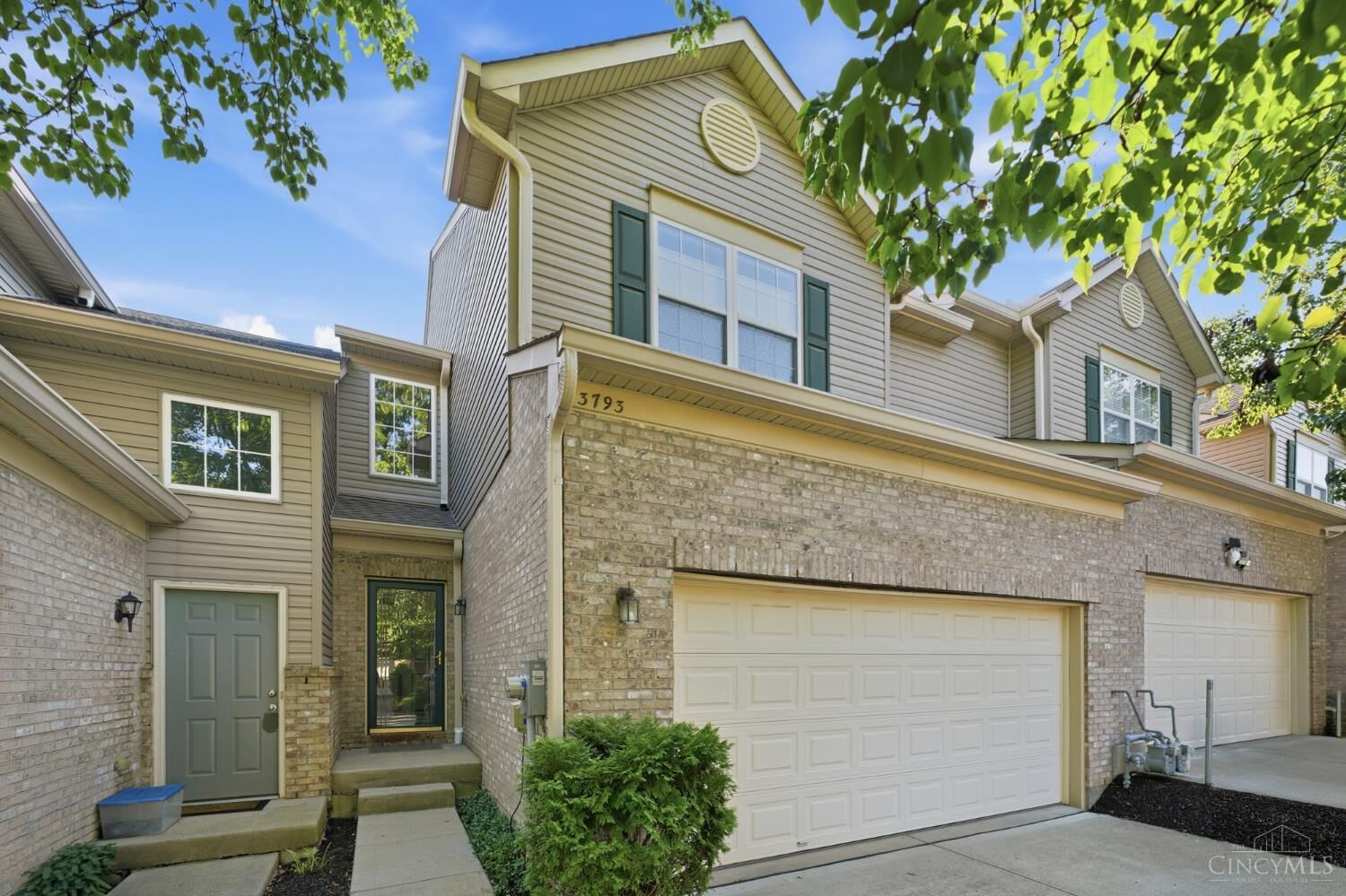Property Photo:  3793 Thorngate Drive  OH 45040 