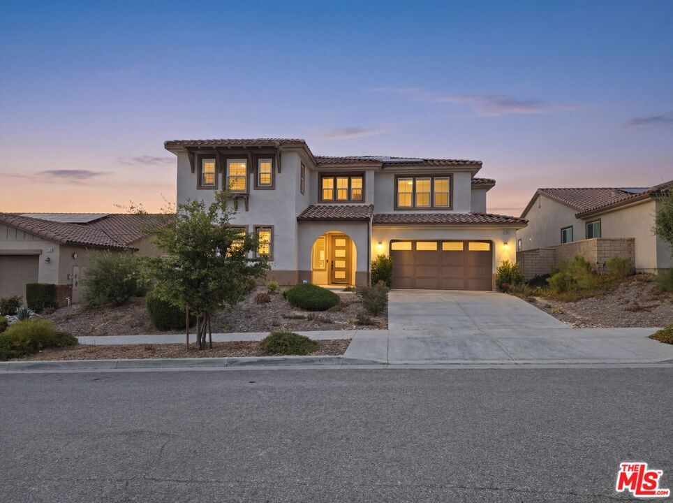 Property Photo:  25136 Cypress Bluff Dr  CA 91387 