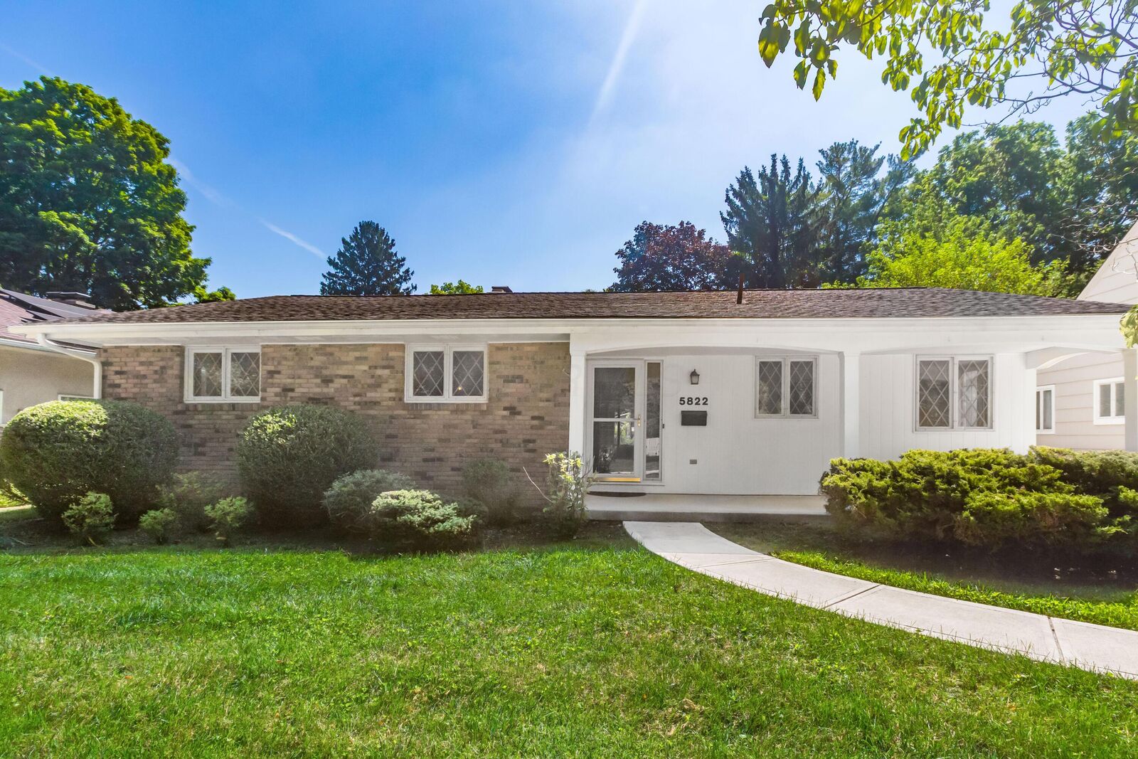 Property Photo:  5822 Falmouth Court  OH 43085 