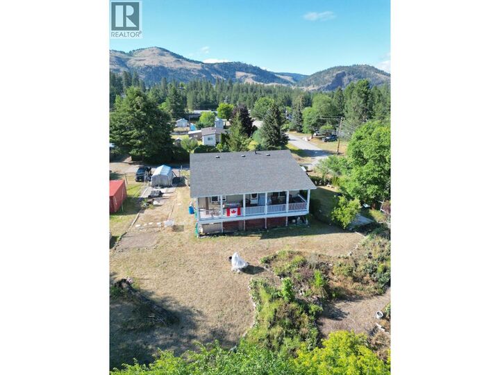 Property Photo: 4240 Vancouver Avenue East BC V0H 1H5