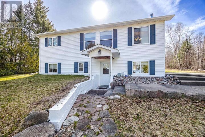 Property Photo: 2062 Havilland Shores Dr ON P0S 1E0