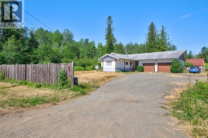 Property Photo: 2115 Cumberland Road BC V9N 2G1