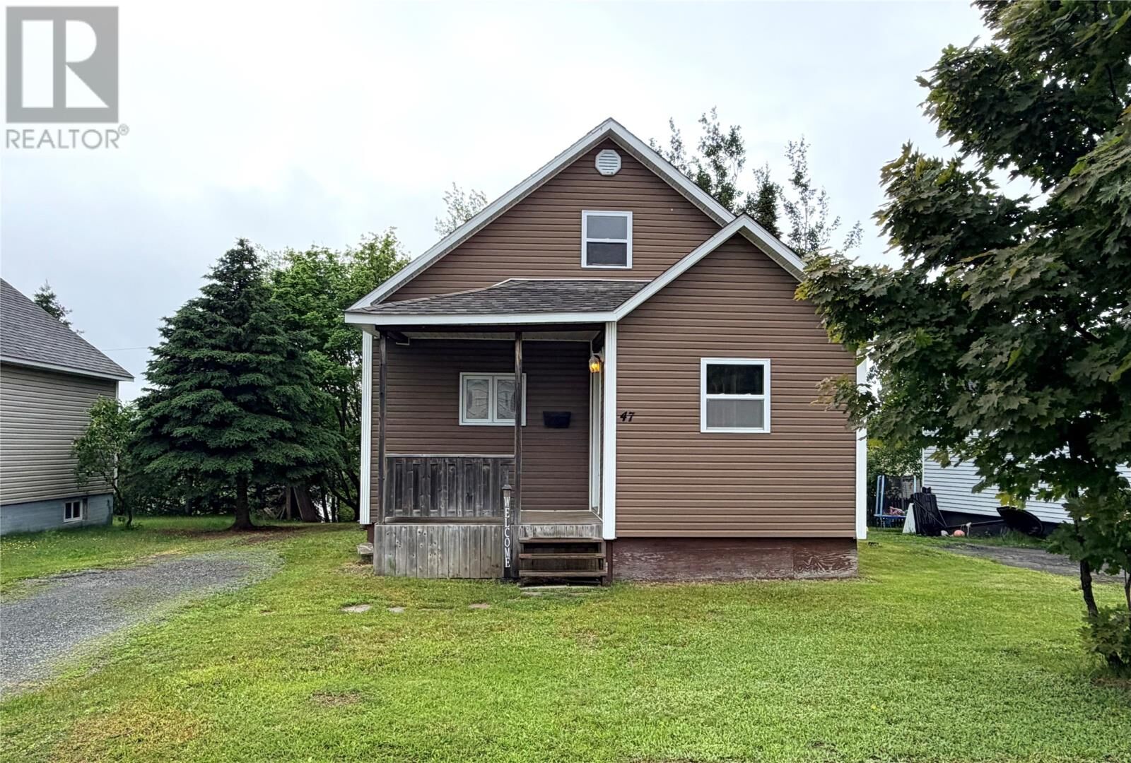 Property Photo:  47 Crescent Heights  NL A2A 1L2 
