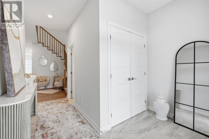 Property Photo:  441 Sterling Avenue  ON K4K 0M5 