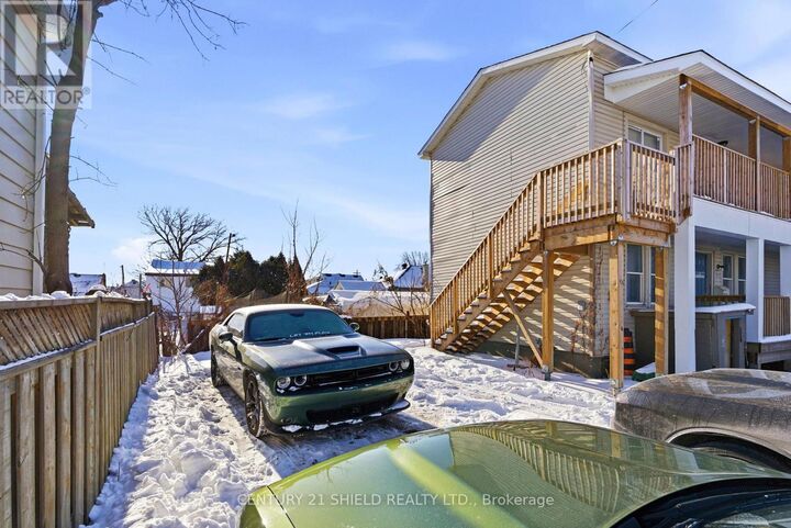 Property Photo:  46 Gulf Street West  ON K6J 2V7 