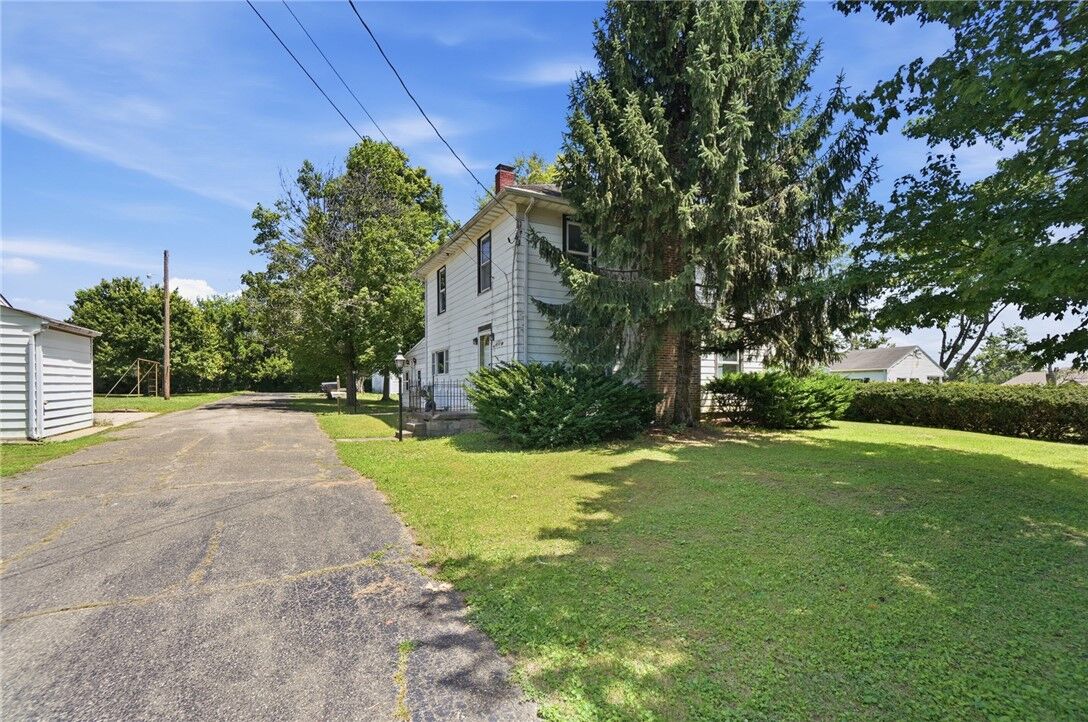 Property Photo:  7550 Dog Leg Road  OH 45414 
