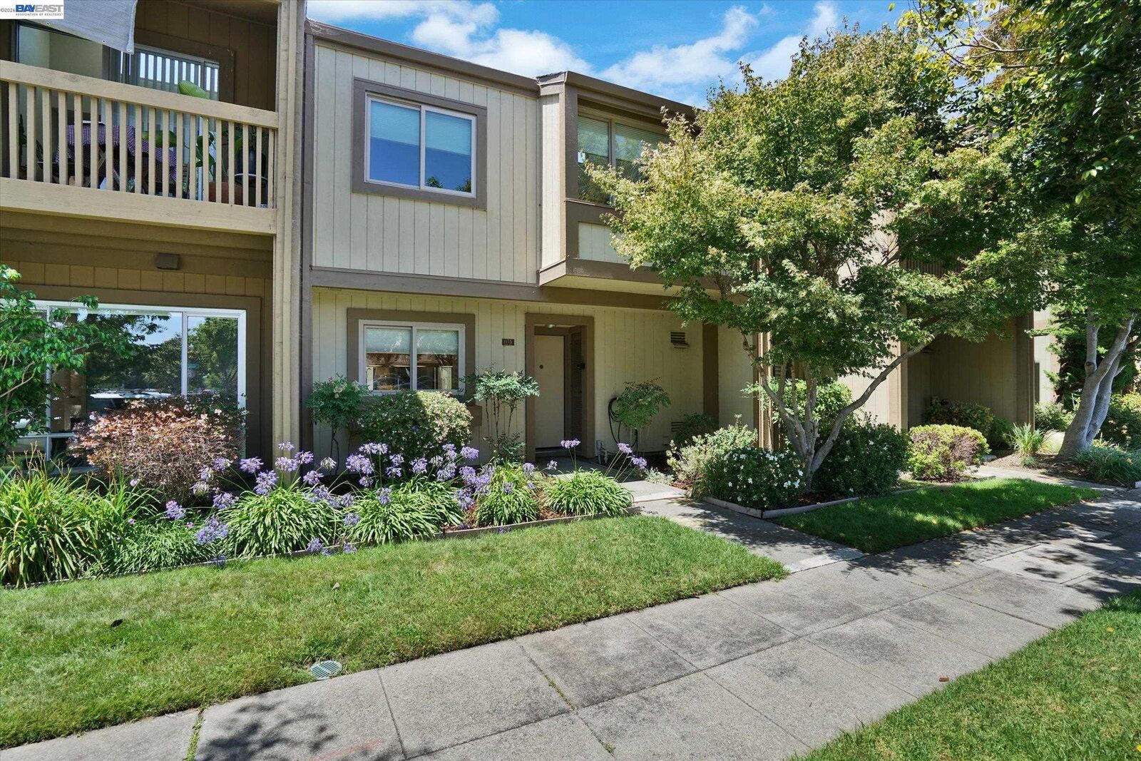Property Photo: 1175 Island Dr CA 94502
