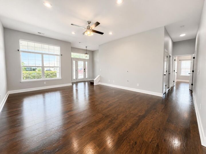 Property Photo: 1009 Delaware Avenue FL 32444