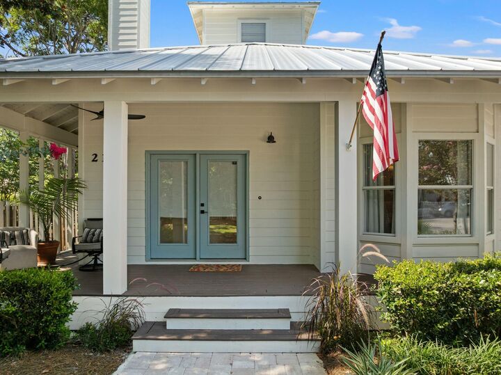 Property Photo: 2126 Schooner Cove FL 32550