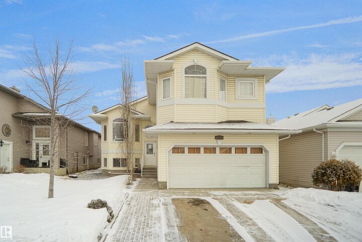 4816 155 Ave NW — photo 1