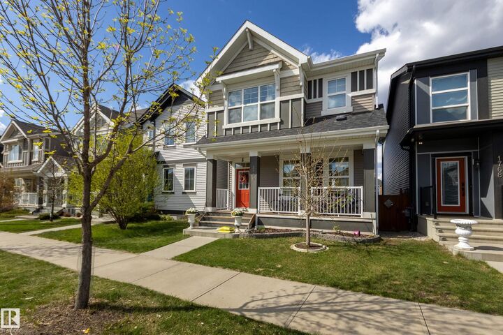 1770 Dumont Crescent SW — photo 1