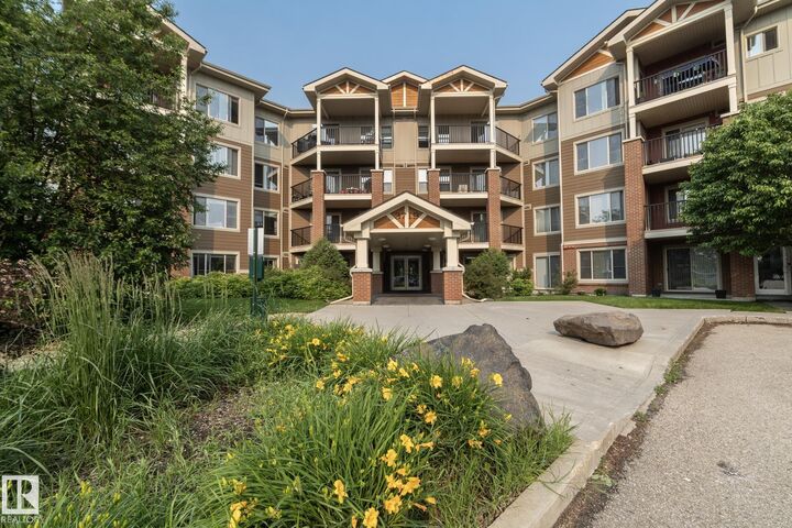 3719 Whitelaw Lane NW 208 — photo 1