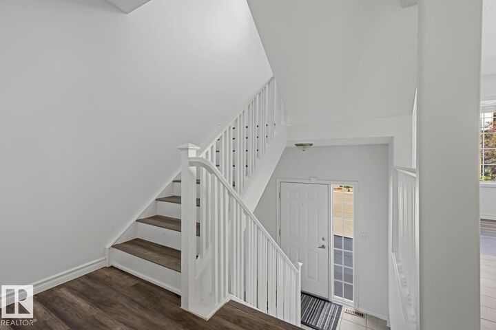Property Photo: 1237 Carter Crest Road NW 6 AB T6R 2R2