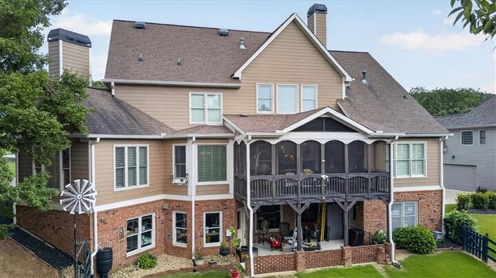 Property Photo: 408 Parkbrook Way GA 30114