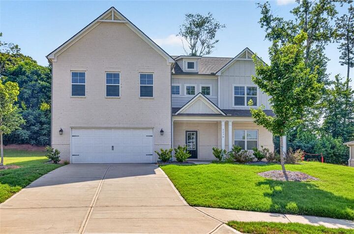 Property Photo: 5270 Woodline View Circle GA 30011