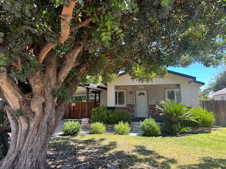 Property Photo: 13476 S Pear Avenue CA 93609