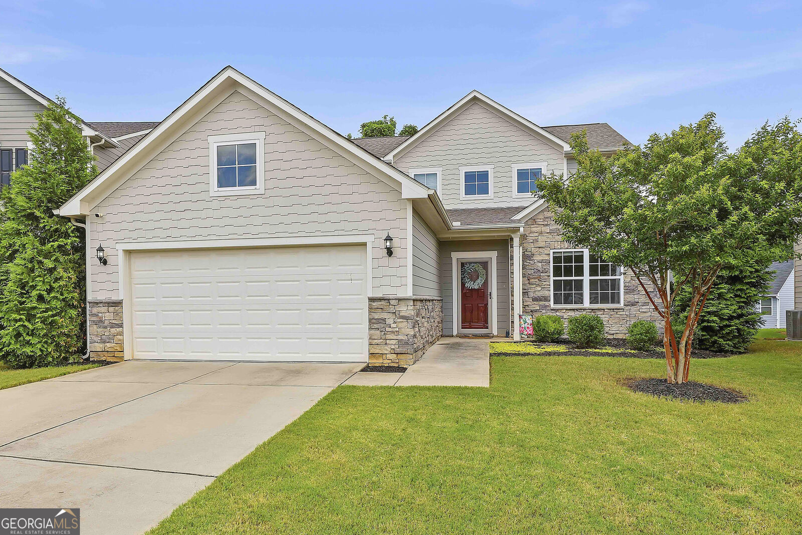 Property Photo: 538 Princeton Circle GA 30268