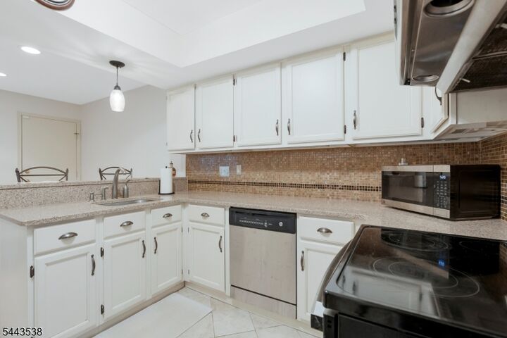 Property Photo: 23 Eton Court NJ 07921