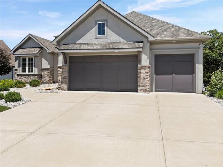 Property Photo:  21510 W 45th Terrace  KS 66226 