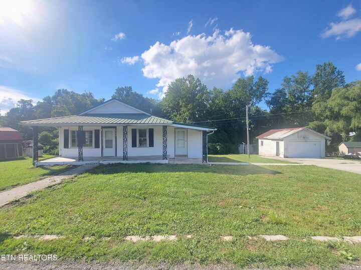 Property Photo:  942 Mount View Rd  TN 37852 