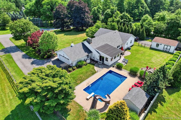 Property Photo:  5 Hedges Road  NY 10990 