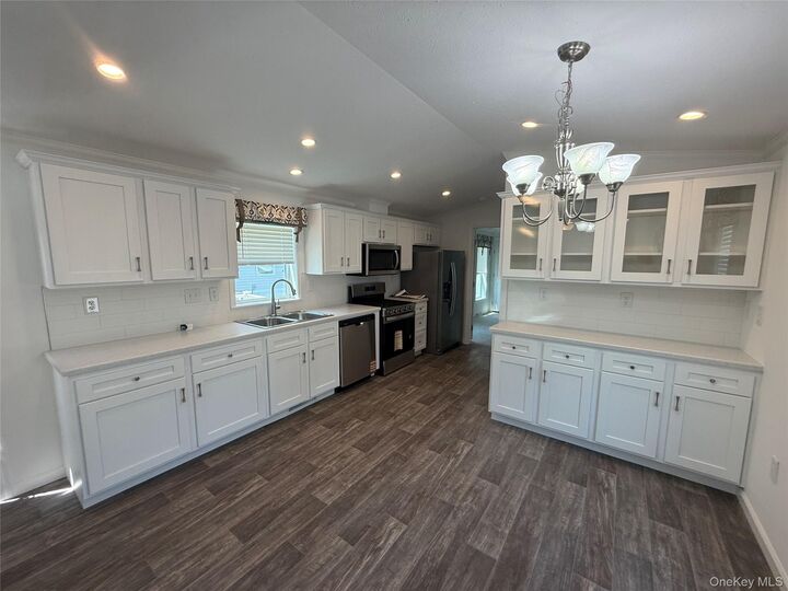 Property Photo:  412 4th Avenue  NY 10940 