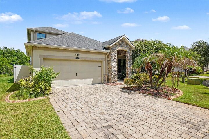 Property Photo:  12324 Streambed Drive  FL 33579 