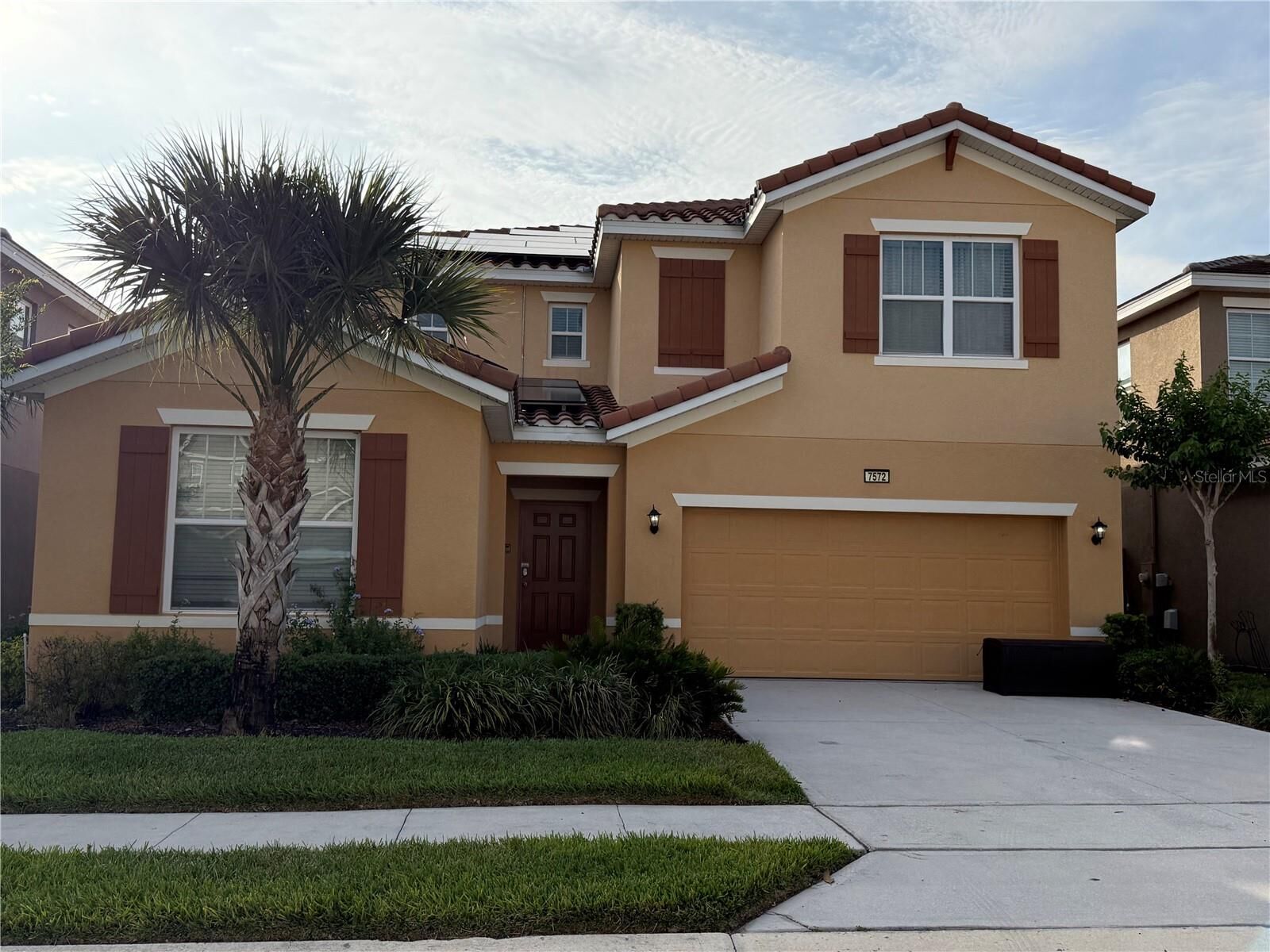 Property Photo: 7572 Oakmoss Loop FL 33837