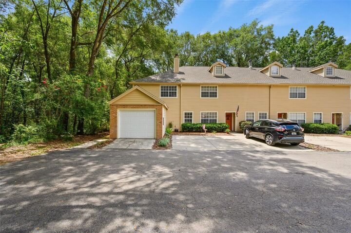 Property Photo:  5261 SW 97th Drive  FL 32608 