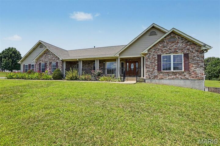 Property Photo: 2523 Sunnyside Road MO 63028