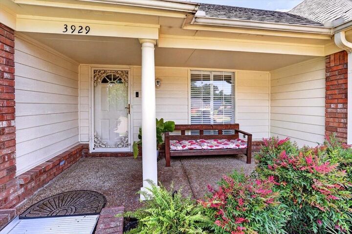 Property Photo:  3929 Carrie Brook Cv  TN 38135 