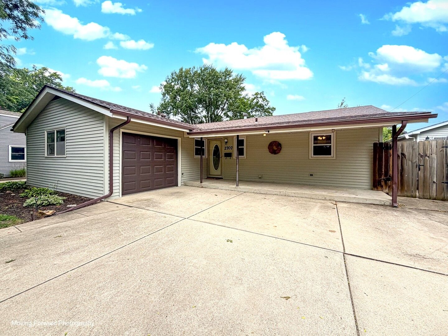 Property Photo:  2707 Karen Drive  IL 61101 