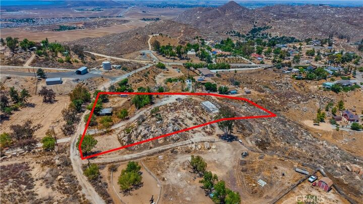 Property Photo:  41300 Polly Butte  CA 92544 