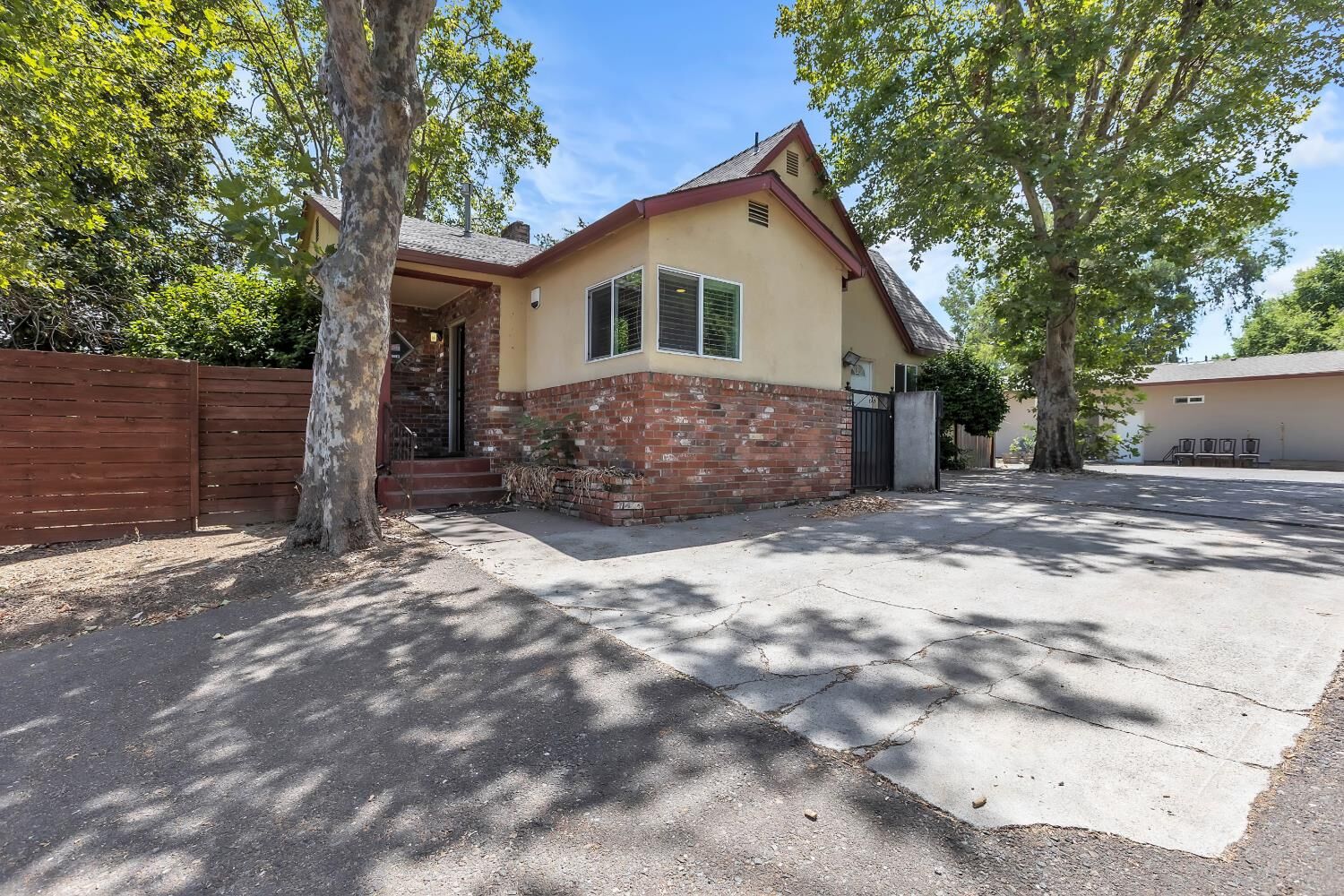 Property Photo:  8039 Sunrise Boulevard  CA 95610 