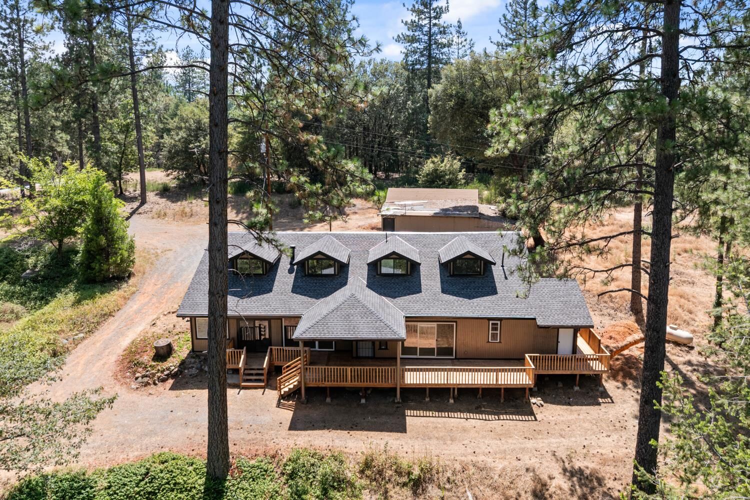 Property Photo: 4080 Greenwood Road CA 95633