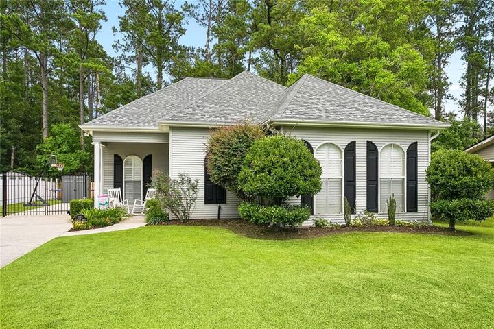 Property Photo: 225 Highland Drive LA 70471